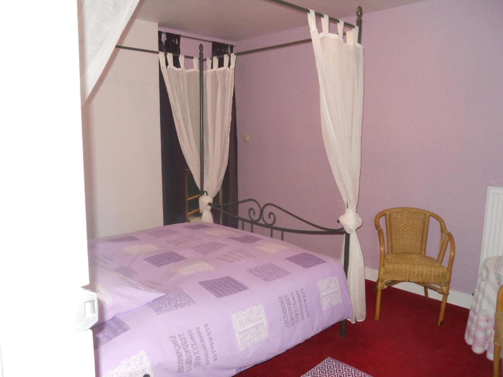 Hotel Huis De Wilde Wingerd Ypern Zimmer foto