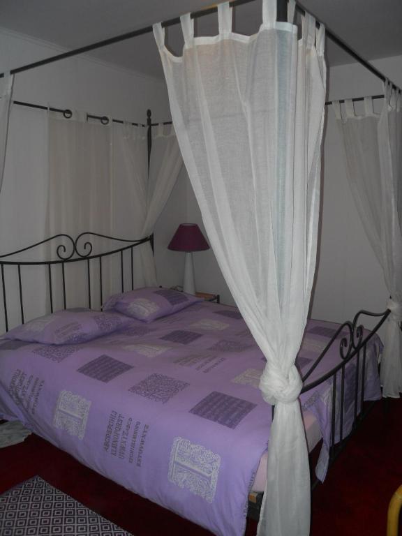 Hotel Huis De Wilde Wingerd Ypern Zimmer foto