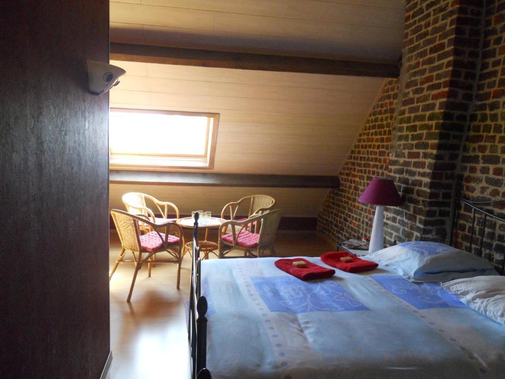 Hotel Huis De Wilde Wingerd Ypern Zimmer foto