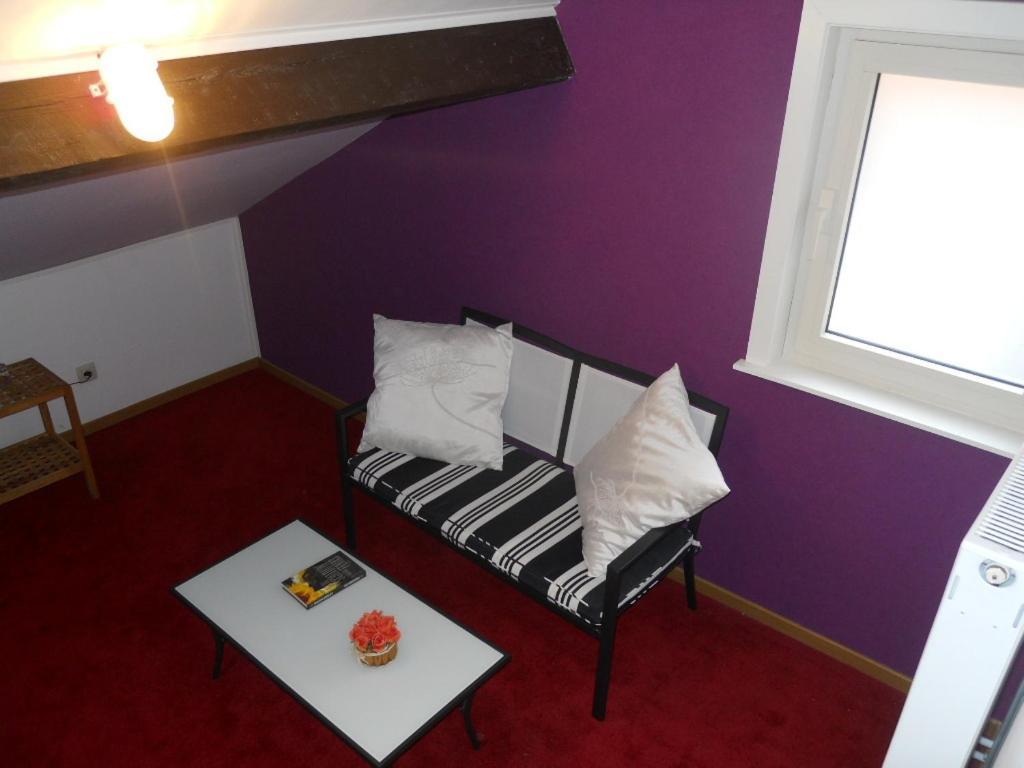 Hotel Huis De Wilde Wingerd Ypern Zimmer foto